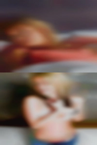 Cute horny women nude.